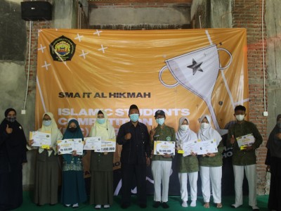 Para Pemenang Cerdas Cermat